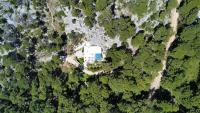 Holiday Home Nugal Makarska 2+2 - B&B Macarsca