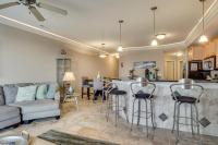 Balcony & Lake Views! Osage Beach Retreat - B&B Osage Beach
