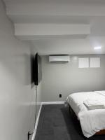 Joynest Haven - 1 bedroom with kitchen, mini living room, private entry - Ferienwohnung Newark
