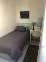 Affordable 3-Bedroom Private Flat with Wi-Fi - Chambres d'hôtes Goodwood