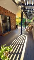 A Striking Contemporary Home in the Heart of Dubbo 5mins drive to DUBBO ZOO & 4mins to DUBBO GOLF CLUB & 9mins to DUBBO AIRPORT - B&B Dubbo