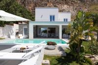 Villa Annalisa by PosarelliVillas - B&B Pizzolungo