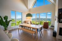 411 - Luxury Condo - Incredible View & Pool - B&B Baie-Saint-Paul