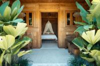Lotus Kayu Room