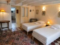 Maison centre-ville avec cour privée, plage à pied - B&B Les Sables-d'Olonne