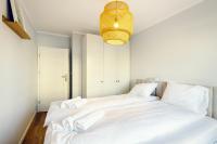 Comfy 3-Room Apartment - Wrocław City Centre - Free Parking for 2 cars - Balcony - Chambres d'hôtes Wrocław