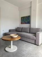 3 floor apartment Dionysos, for up to 9 guest - Chambres d'hôtes Ofrínion