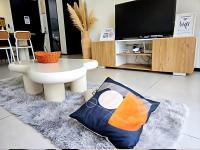 Appartement Deux Chambres avec Vue Partielle sur l'Océan