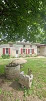Maison accueillante à Villars-en-Pons avec jardin - B&B Villars-en-Pons