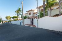 The View - Waterfront apartment with pool - B&B Brucoli