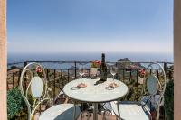 GuestHost - ViDa Home - Panoramic View Apartment - Bed and Breakfast Castelmola