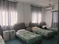 Dormitorio Misto con 4 Letti