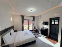 Deluxe Double or Twin Room with Balcony