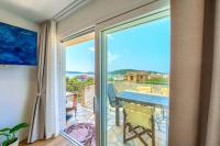 Horizon Garden Home - Ferienwohnung Rogoznica
