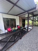 Rustic Ranch - Bed and Breakfast La Fortuna