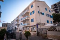 One Bedroom Apartment near Bečići Beach - B&B Bečići