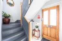 Wetherne House, Beautiful Home, Parking Garden WiFi Self Check-in - Bed and Breakfast Luton