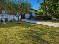 Comfortable Private Villeta Near Beach By Arial - Chambres d'hôtes Vlora