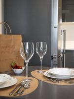 Sea View Apartment Lungomare - Steps from the Sea - Ferienwohnung Vlora