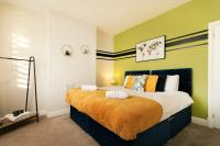 Stylish 3 Bedroom House Sleeps 6, 6 Minutes from Leicester City Centre, Free Parking & Wi-Fi, Weekly And Monthly Stays, Great Rates Available & Peachy Stays - B&B Leicester