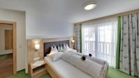 Apartment with Balcony (2 - 3 Adults)