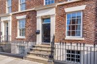 Modern 5 bed Georgian Town house in Liverpool - Bed and Breakfast Liverpool