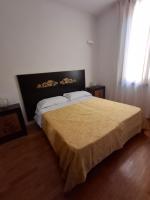 Camera Matrimoniale/Doppia con Letti Singoli con Bagno Privato