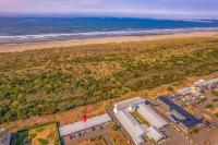 Comfy Cozy Condo Close to Surf & Town Center - Unit C - B&B Ocean Shores