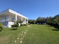 Golden Hour Villa - B&B Nea Skioni