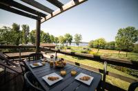 Le Bellevue, 50m lac, piscine, parking, wifi, baignade surveillée - B&B Aureilhan