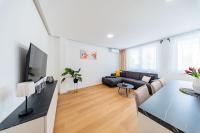 Apartamento de 2 dormitorios con balcón