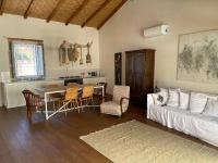 La casa di Antony - B&B Riola Sardo
