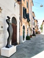 Casa42 Luce quiete e relax a 150m da Piazza Duomo - B&B Pietrasanta