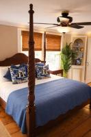 The Swan 1740 Historic Home - Bed and Breakfast Sandwich