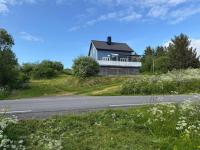 House with a view of fjord, Vesterålen, Langøya, Lofoten - Chambres d'hôtes Bø