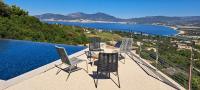 Villa de Luxe avec Piscine à débordement chauffée à Porticcio - Chambres d'hôtes Porticcio