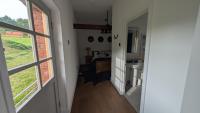 The Apple Store Cottage at Cefn Tilla - Chambres d'hôtes Llandenny