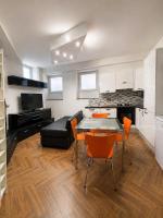 Two-Bedroom House with Terrace Near Beach & Nature - Chambres d'hôtes Mele