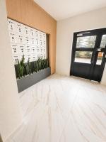 Prishtina Stay Apartment with Private Garage and Self Check-in - B&B Pristina
