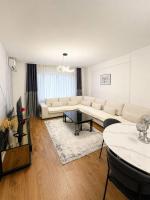 Prishtina Stay Apartment with Private Garage and Self Check-in - B&B Pristina