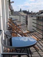 Skyline 127m Residence with Terrace - Prague Castle View - Chambres d'hôtes Prague
