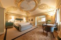Dimora Storica Palazzo Borghese - B&B Roma