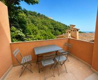 Charmant 3 pièces avec terrasse, vue mer et parking à Vence - B&B Vence