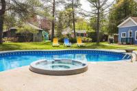 Dockhouse at Evergreen Resort in Wasaga Beach - B&B Wasaga Beach
