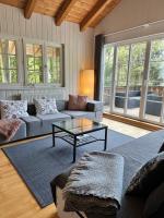 Design-Apartment am Wildbach mit Bergblick & direktem Zugang zur Natur - Chambres d'hôtes Fischbachau