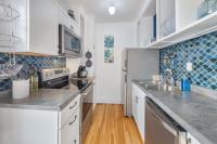 Unit 1 The Breakwater Downtown Retreat, 2-bedrm - B&B Two Harbors