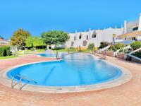 Beautiful Vila Rafaella, walk distance to beaches - B&B Albufeira