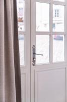 Gîte de l'Esplanade-18 min Puy du Foù-Classé 2 étoiles-Billard-Baby-Foot-Fléchettes-Ventilateurs-Grande maison de bourg de 200m2- Famille-Amis-Groupe-Linge de lit et toilette-Réservation des billets Puy du F0u par l'office de tourisme - B&B Pouzauges