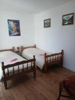 Maja Apartman - B&B Igalo