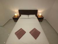 Apartment Under the Palm Tree II - Bed and Breakfast Budva